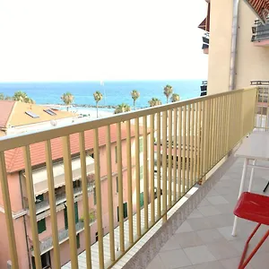 Casa Fronte Mare Appartamento Ventimiglia